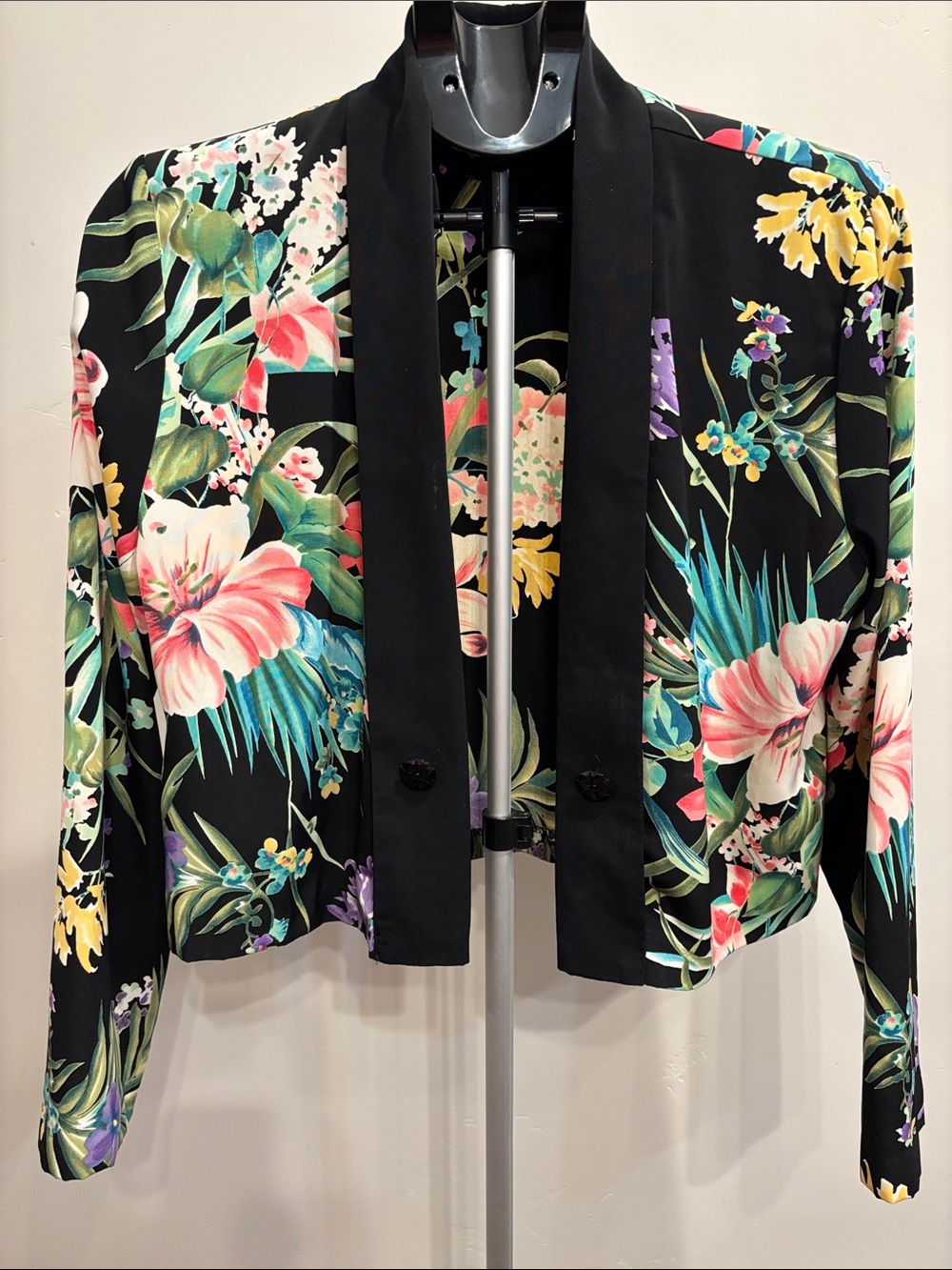 Vintage Open- Front Floral Black Cropped Blazer